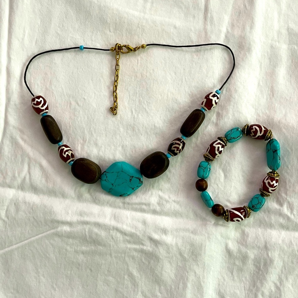 Necklace and bracelet Brown, Teal, White